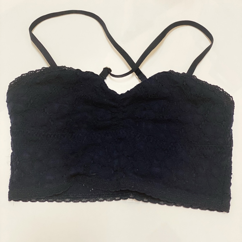Lace crop too